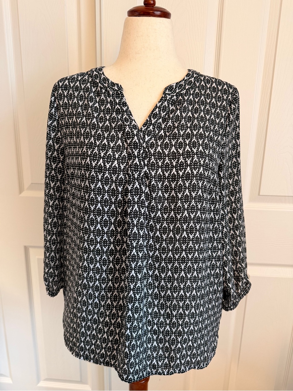 Carole Little Black and White Geometric-Print Blouse